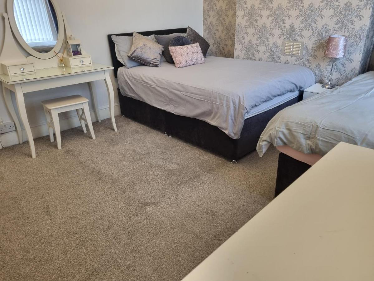 Private Luxury Double Room In Cardiff Eksteriør bilde